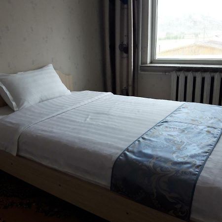Bulbul Jamak Travel Hostel Olgii Dış mekan fotoğraf