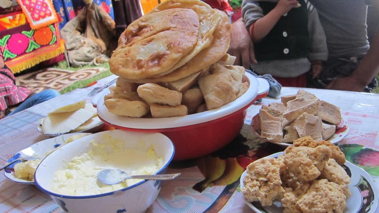 Bulbul Jamak Travel Hostel Olgii Dış mekan fotoğraf